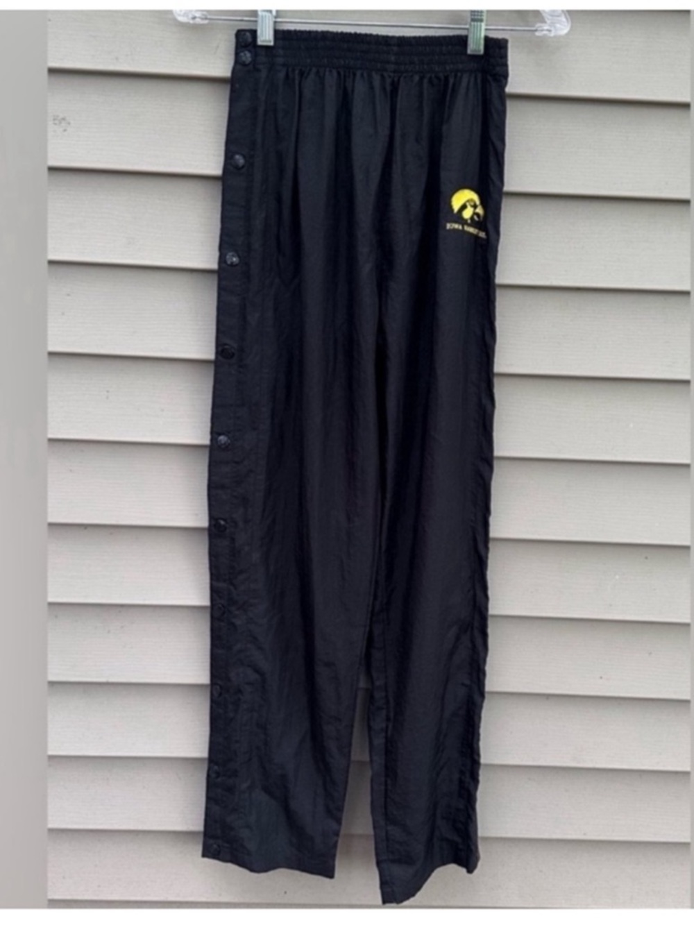 Vintage Iowa Hawkeyes tear away pants snap sides boys large